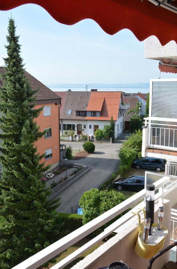 Lakewinds Apartment